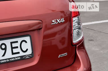 Внедорожник / Кроссовер Suzuki SX4 2011 в Киеве