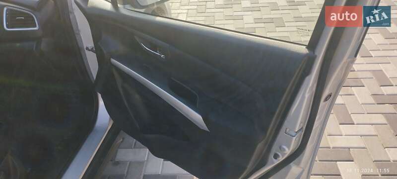 Позашляховик / Кросовер Suzuki SX4 2019 в Каневі