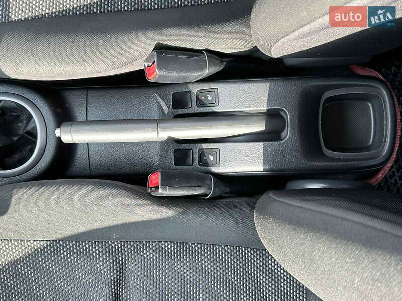 Хэтчбек Suzuki SX4 2007 в Шостке