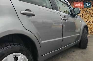 Седан Suzuki SX4 2010 в 