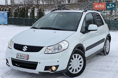 Позашляховик / Кросовер Suzuki SX4 2011 в Рівному