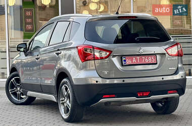 Внедорожник / Кроссовер Suzuki SX4 2016 в 