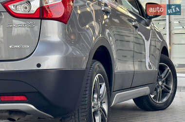 Внедорожник / Кроссовер Suzuki SX4 2016 в 