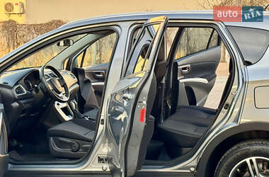 Внедорожник / Кроссовер Suzuki SX4 2016 в 