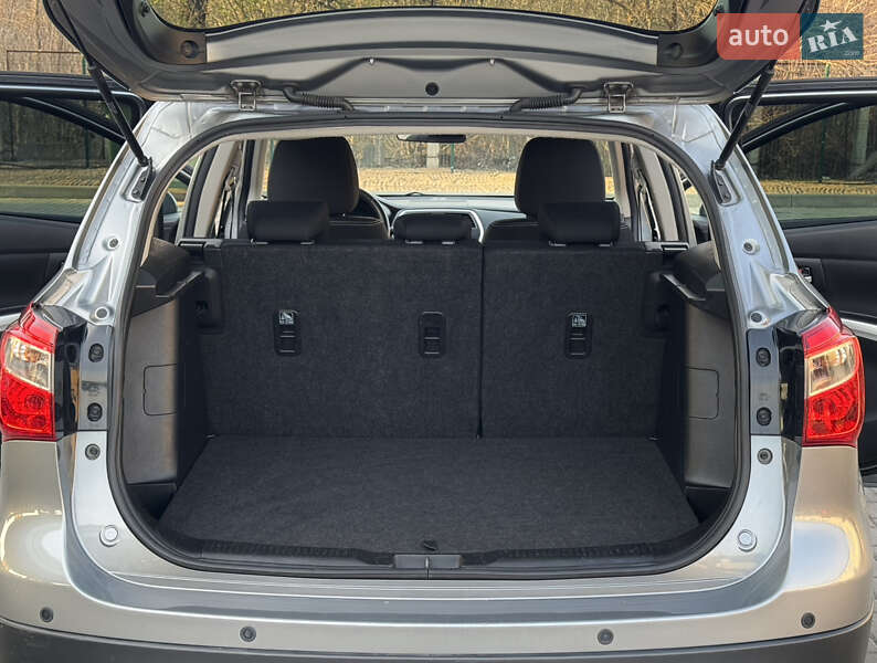 Внедорожник / Кроссовер Suzuki SX4 2016 в Житомире