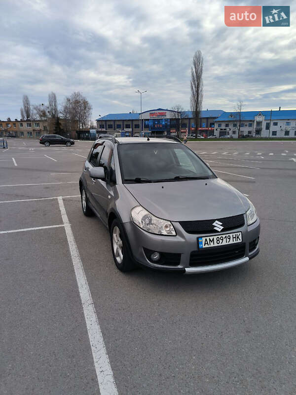Хетчбек Suzuki SX4 2008 в 