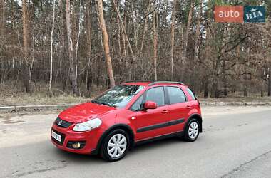 Внедорожник / Кроссовер Suzuki SX4 2014 в 