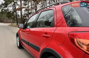 Внедорожник / Кроссовер Suzuki SX4 2014 в 