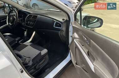 Внедорожник / Кроссовер Suzuki SX4 2018 в 