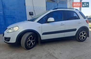 Внедорожник / Кроссовер Suzuki SX4 2011 в 