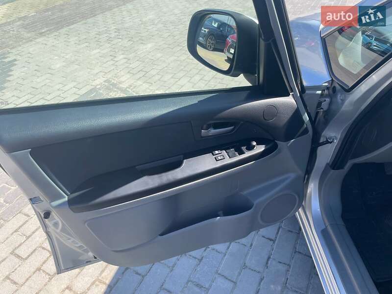 Хэтчбек Suzuki SX4 2007 в Львове