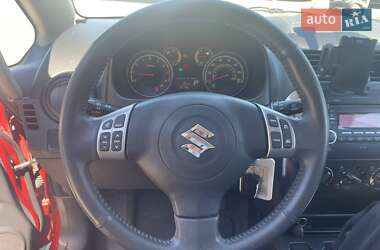 Внедорожник / Кроссовер Suzuki SX4 2012 в 