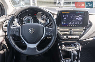 Внедорожник / Кроссовер Suzuki SX4 2024 в 