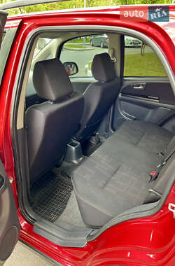 Внедорожник / Кроссовер Suzuki SX4 2011 в 