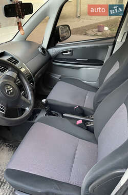 Хэтчбек Suzuki SX4 2007 в 