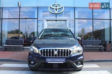 Позашляховик / Кросовер Suzuki SX4 2019 в 