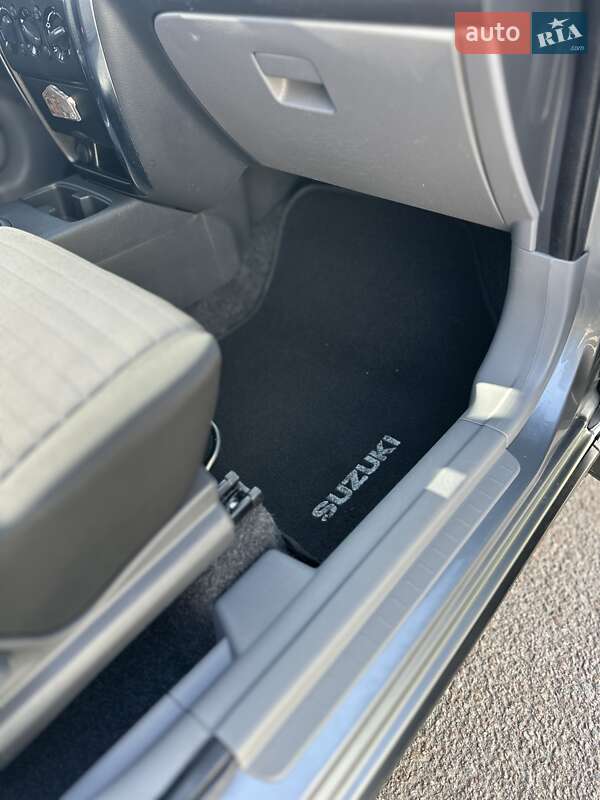 Внедорожник / Кроссовер Suzuki SX4 2014 в Житомире
