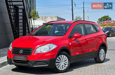 Внедорожник / Кроссовер Suzuki SX4 2016 в Днепре