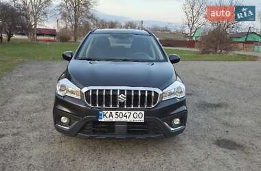 Позашляховик / Кросовер Suzuki SX4 2017 в 
