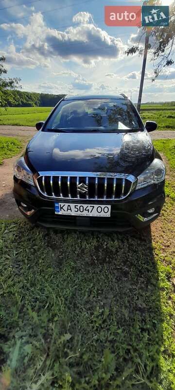 Позашляховик / Кросовер Suzuki SX4 2017 в Диканьці