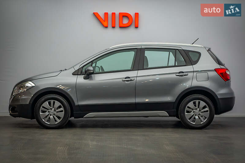 Внедорожник / Кроссовер Suzuki SX4 2013 в Киеве