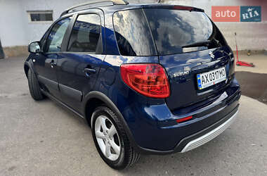 Внедорожник / Кроссовер Suzuki SX4 2009 в 