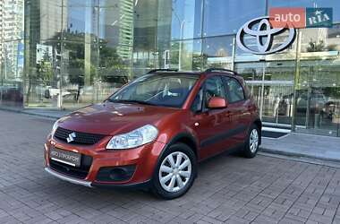 Внедорожник / Кроссовер Suzuki SX4 2012 в Киеве