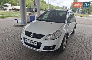 Позашляховик / Кросовер Suzuki SX4 2012 в 