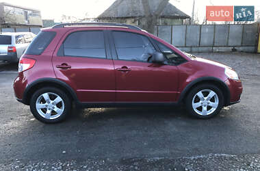 Внедорожник / Кроссовер Suzuki SX4 2011 в 
