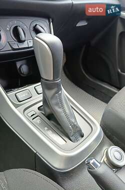 Позашляховик / Кросовер Suzuki SX4 2021 в 