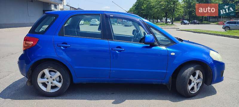 Хэтчбек Suzuki SX4 2008 в Львове