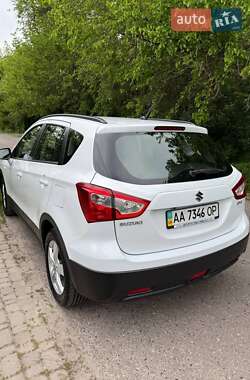 Внедорожник / Кроссовер Suzuki SX4 2014 в Киеве