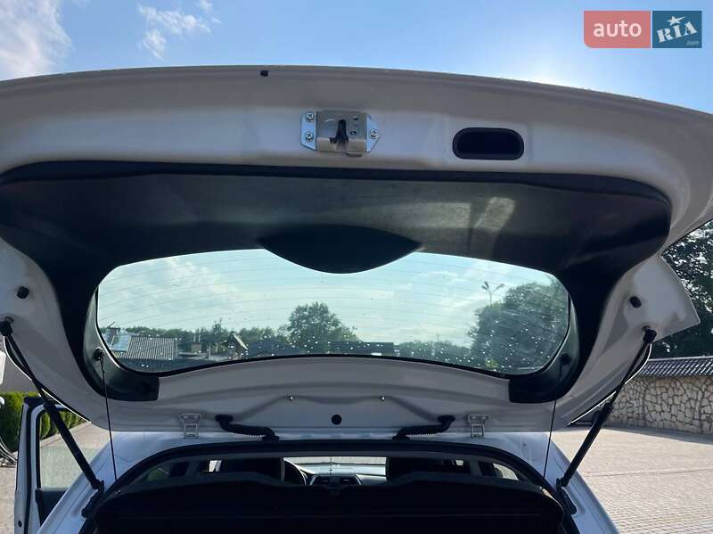 Внедорожник / Кроссовер Suzuki SX4 2020 в Львове