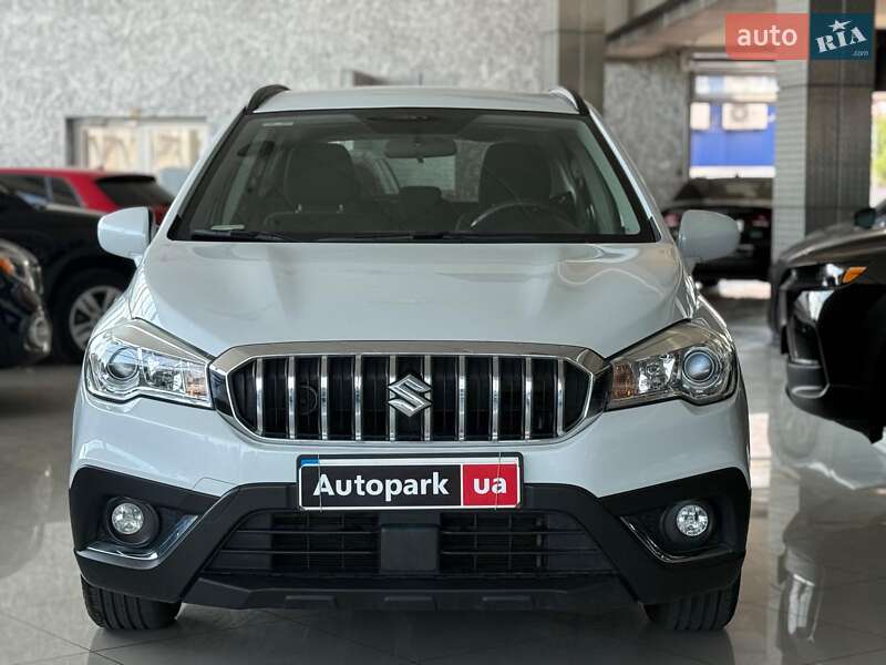 Позашляховик / Кросовер Suzuki SX4 2018 в Одесі