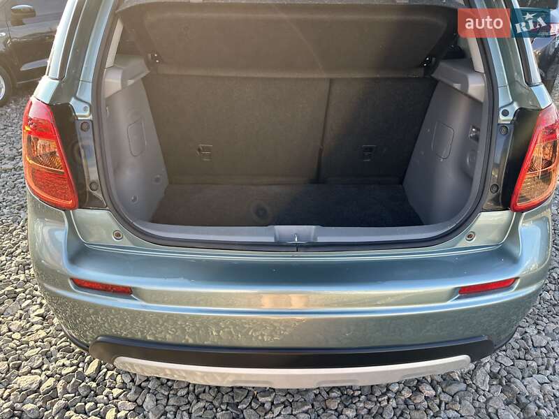 Внедорожник / Кроссовер Suzuki SX4 2012 в Смеле