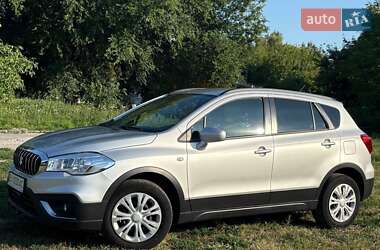 Внедорожник / Кроссовер Suzuki SX4 2021 в 