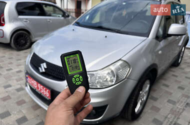 Внедорожник / Кроссовер Suzuki SX4 2011 в Тернополе