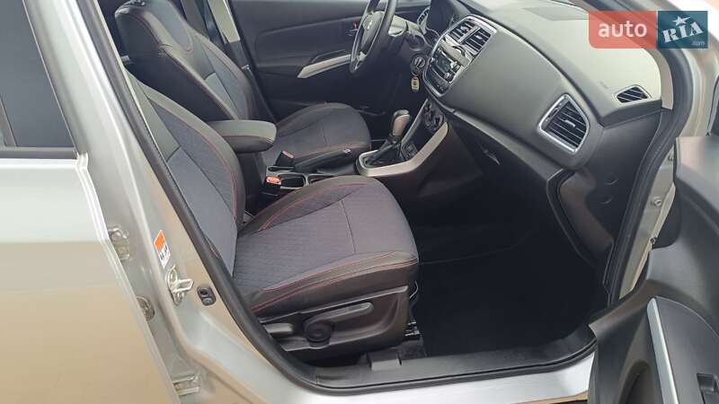 Внедорожник / Кроссовер Suzuki SX4 2021 в Киеве