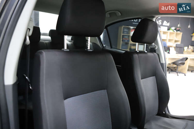 Седан Suzuki SX4 2008 в Дрогобичі фото 41 Седан Suzuki SX4 2008 в Дрогобичі