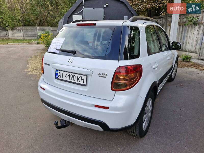 Внедорожник / Кроссовер Suzuki SX4 2013 в Броварах