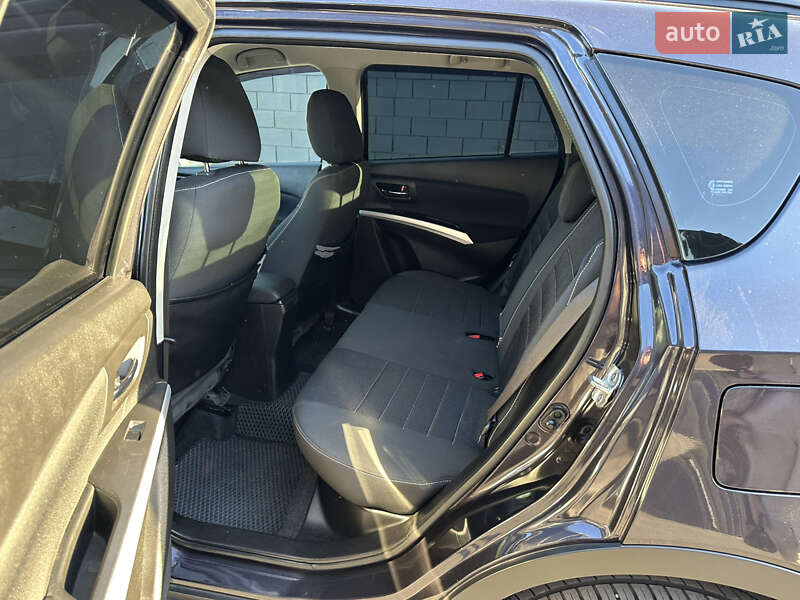 Внедорожник / Кроссовер Suzuki SX4 2014 в Черкассах фото 7 Внедорожник / Кроссовер Suzuki SX4 2014 в Черкассах