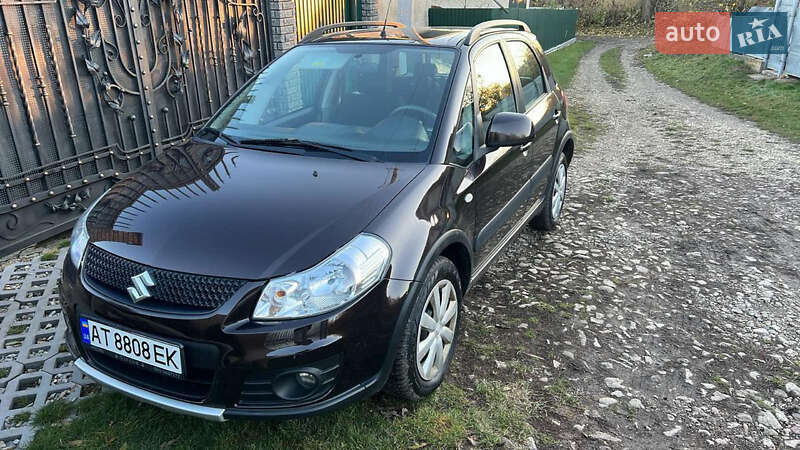 Внедорожник / Кроссовер Suzuki SX4 2014 в Ивано-Франковске