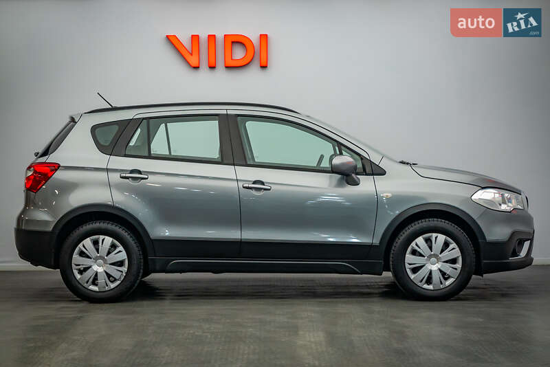 Позашляховик / Кросовер Suzuki SX4 2019 в Києві