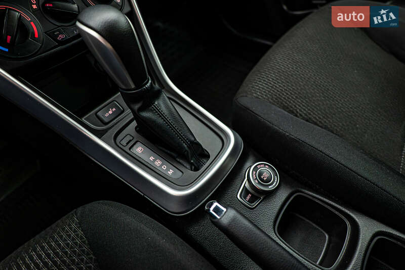 Позашляховик / Кросовер Suzuki SX4 2019 в Києві