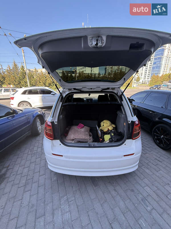 Хетчбек Suzuki SX4 2009 в Львові