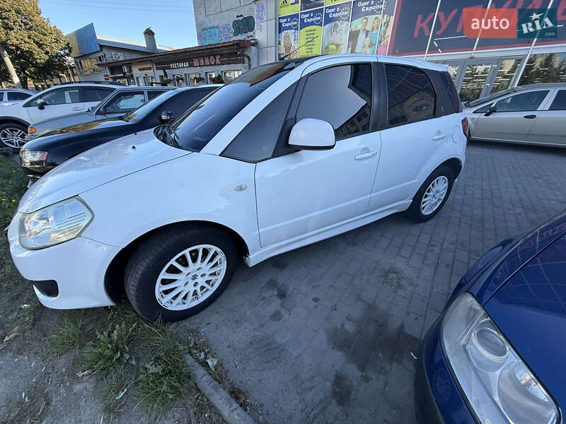 Хетчбек Suzuki SX4 2009 в Львові