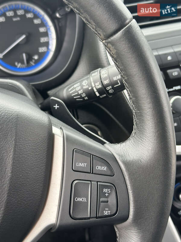 Позашляховик / Кросовер Suzuki SX4 2014 в Житомирі