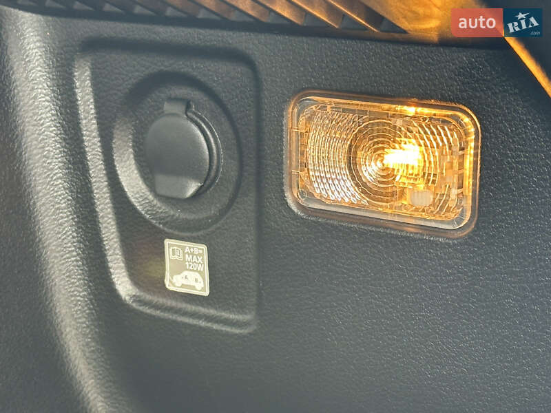 Позашляховик / Кросовер Suzuki SX4 2014 в Житомирі