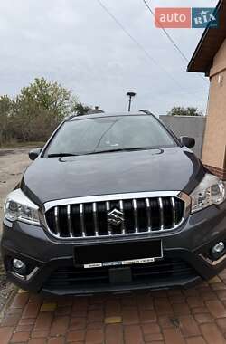 Внедорожник / Кроссовер Suzuki SX4 2016 в Новой Водолаге Внедорожник / Кроссовер Suzuki SX4 2016 в Новой Водолаге