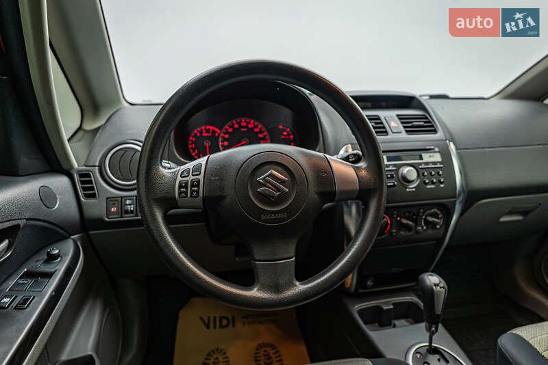 Хэтчбек Suzuki SX4 2008 в Киеве